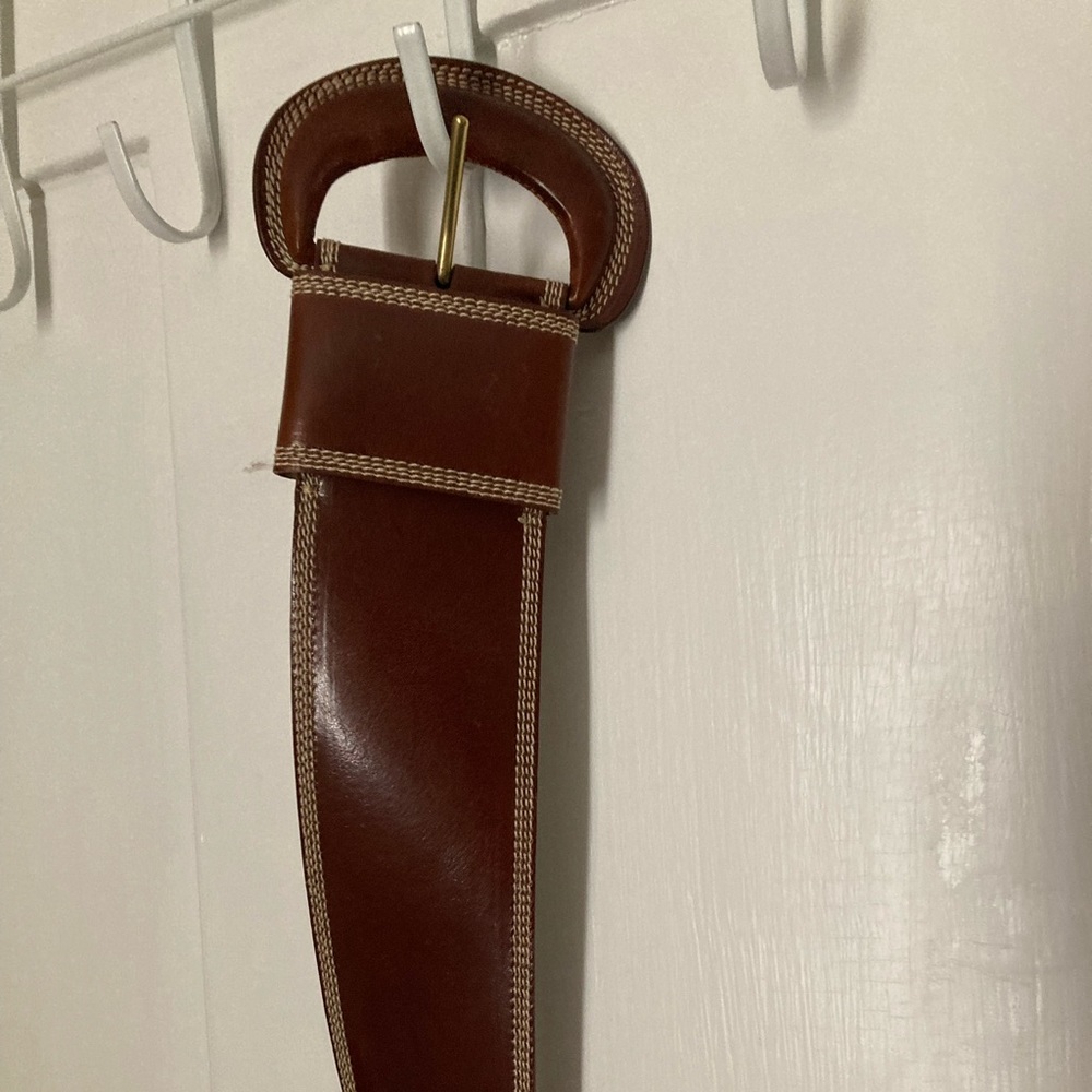 Stu. Big DKNY belt